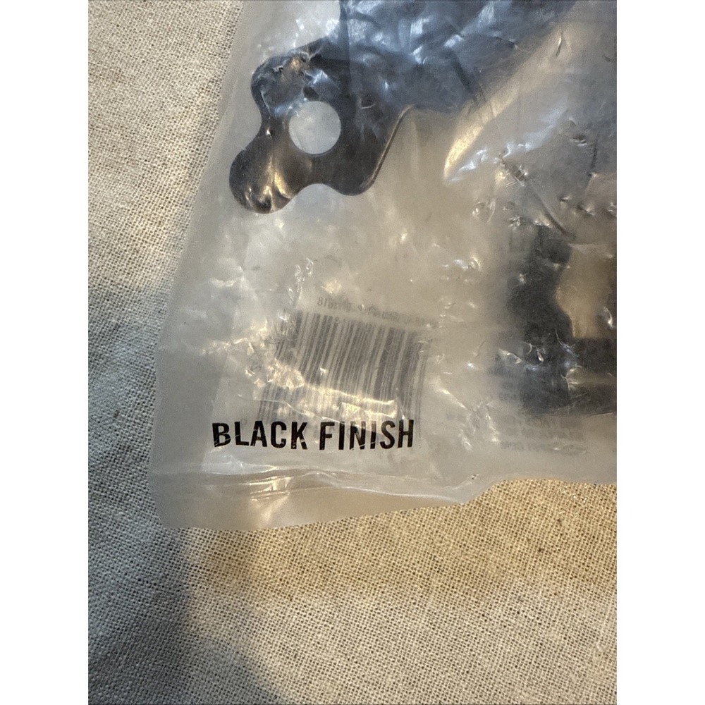 Everbilt Deluxe Latch Gate Kit Self Latching Black Finish 8 in Hinges - Picture 3 of 7